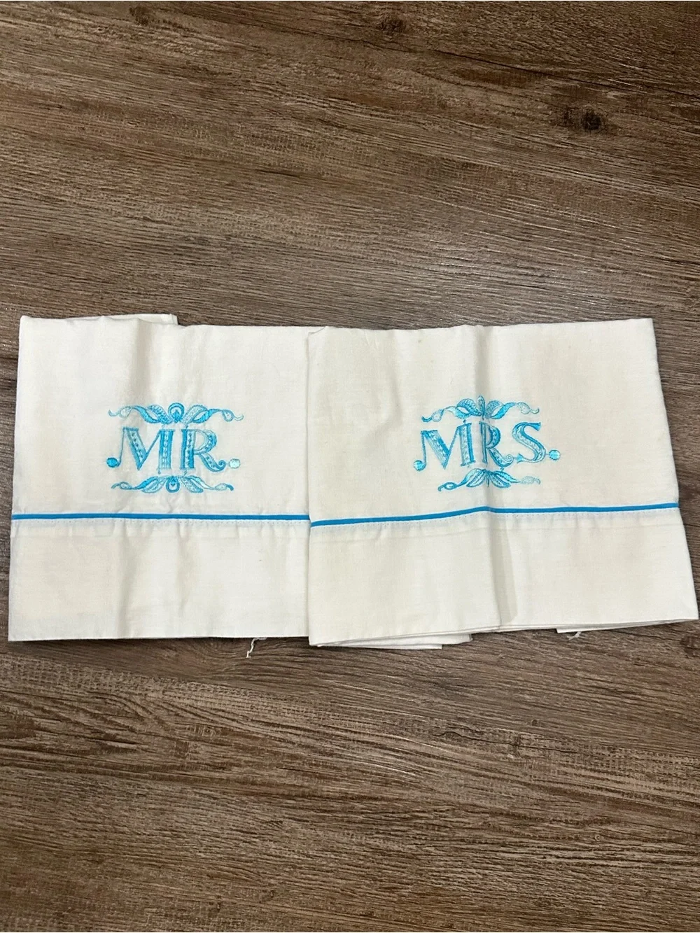 Vintage White Mr. & Mrs. Embroidered Pillowcase Pair - Classic Blue Accent